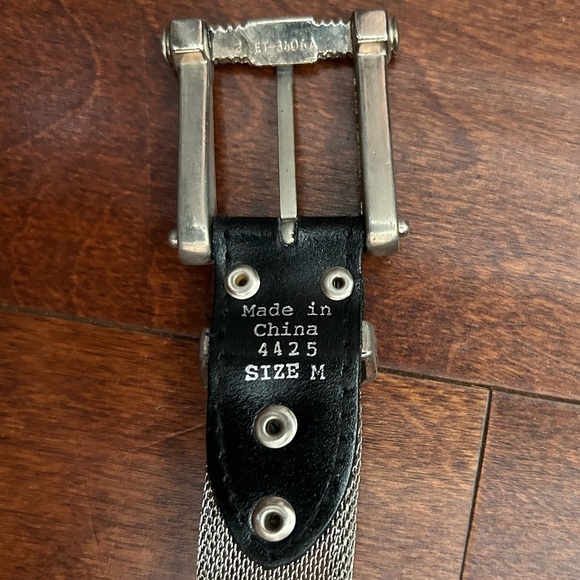 Women’s Silver Toned Mesh and Black Leather Belt, Size Small - Picture 15 of 16